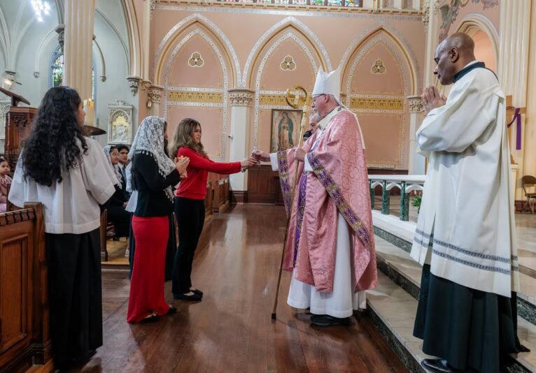 fb-424801330909662_1084519280368415