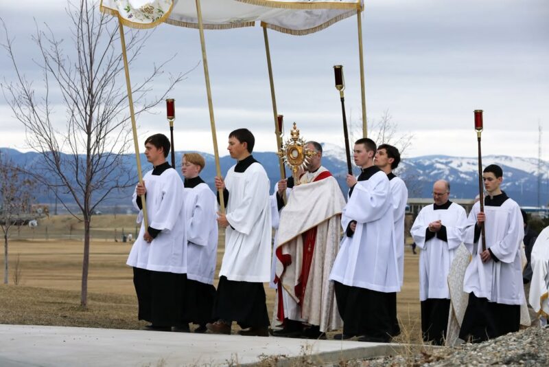 fb-272481673538_1104909028332151