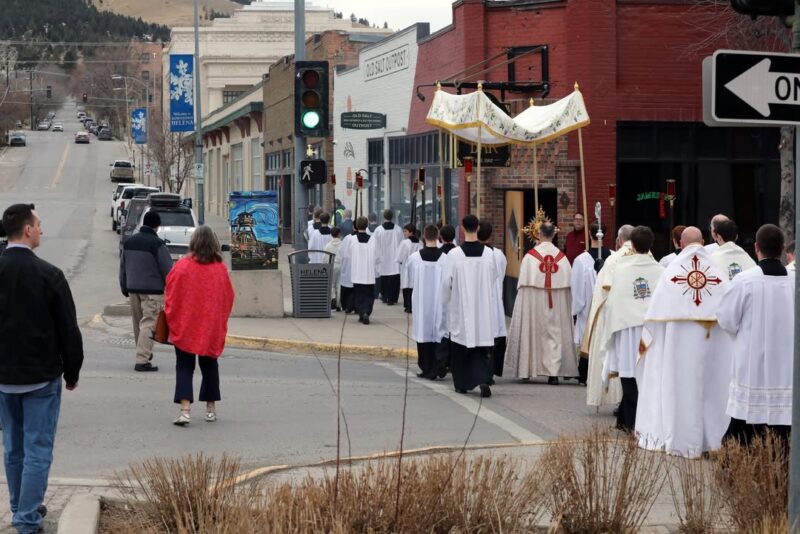 fb-272481673538_1104909028332151