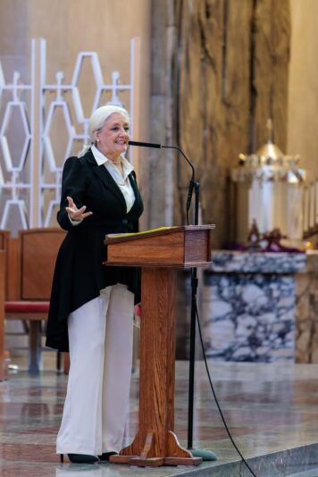 fb-424801330909662_1086097076877302