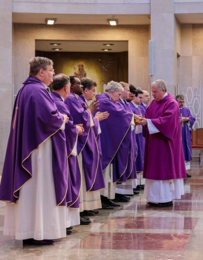 fb-424801330909662_1086097076877302