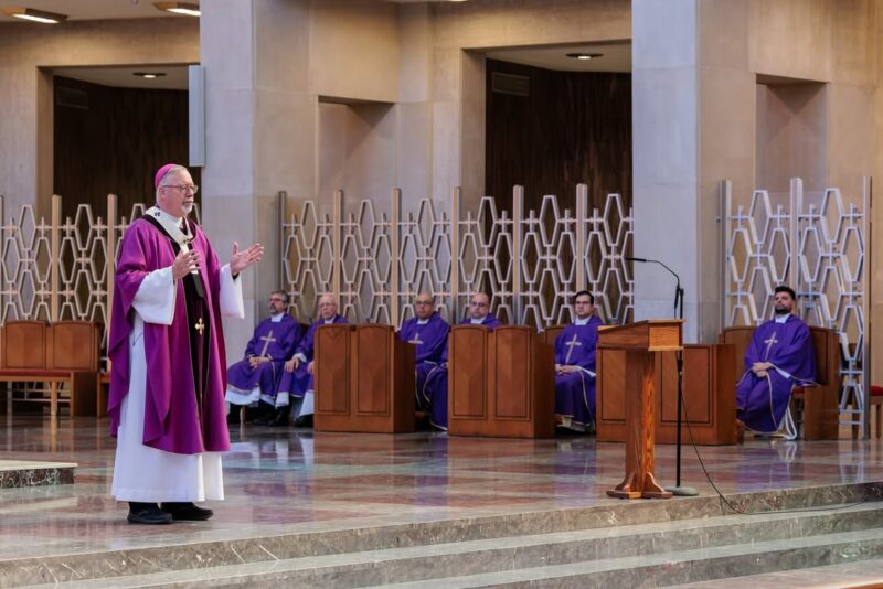 fb-424801330909662_1086097076877302