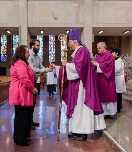 fb-424801330909662_1086097076877302