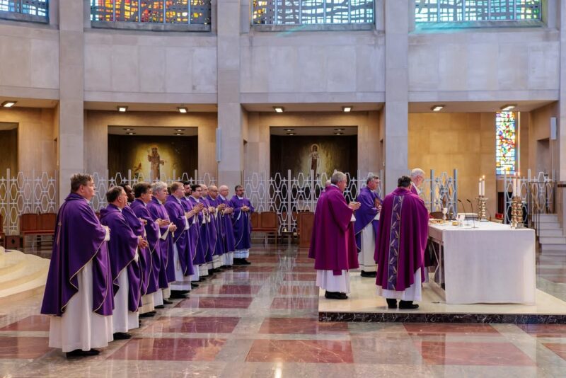 fb-424801330909662_1086097076877302