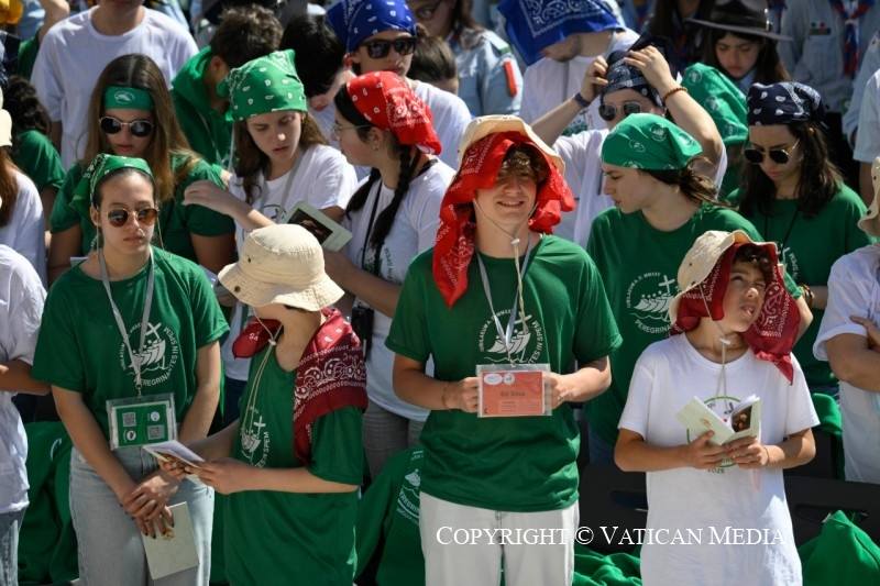 fb-356526171666570_988300366625824