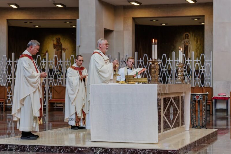 fb-424801330909662_1107779154709094