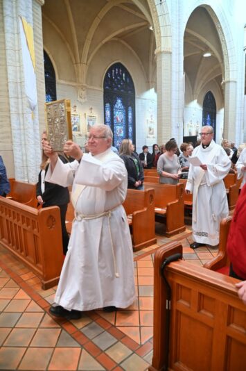 fb-116343758405910_1102147815276125