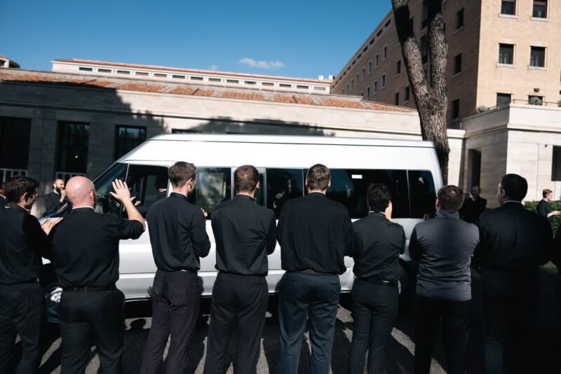 fb-127530903940386_1144376617720955