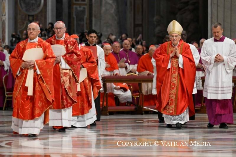 fb-356526171666570_995176565938204