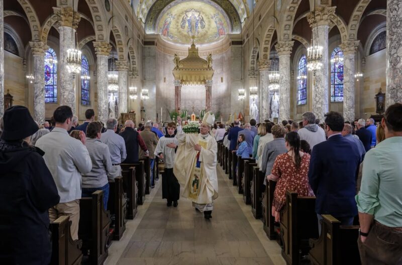 fb-424801330909662_1101931471960529