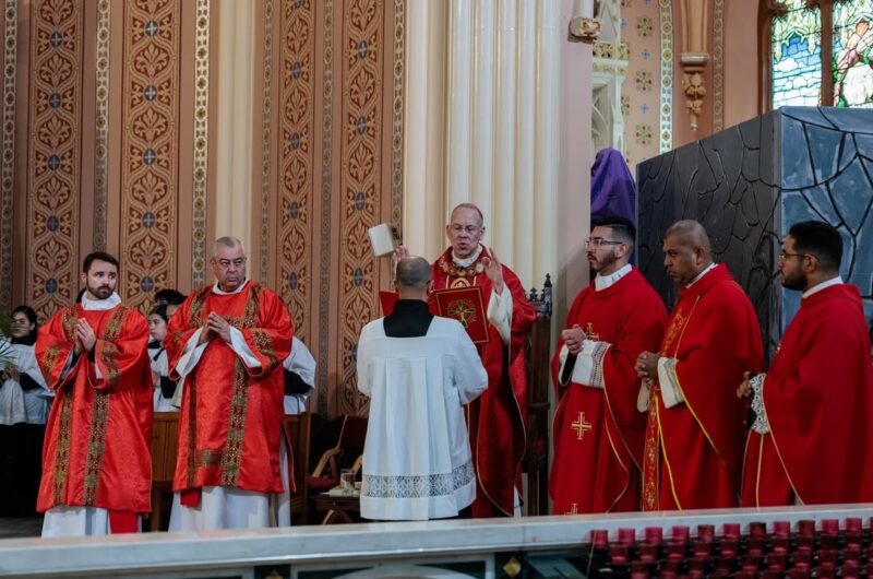 fb-424801330909662_1100553818764961