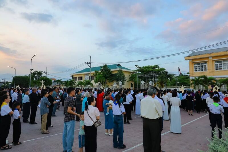 fb-422222558355253_1100094962160969