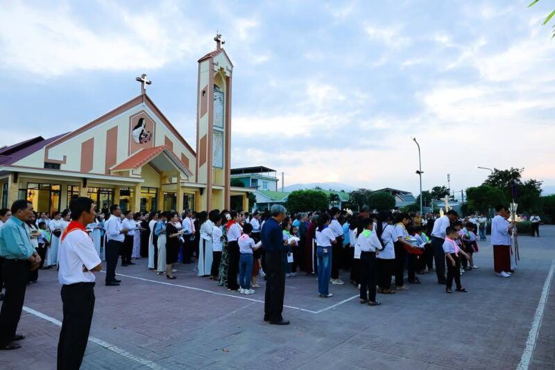 fb-422222558355253_1100094962160969