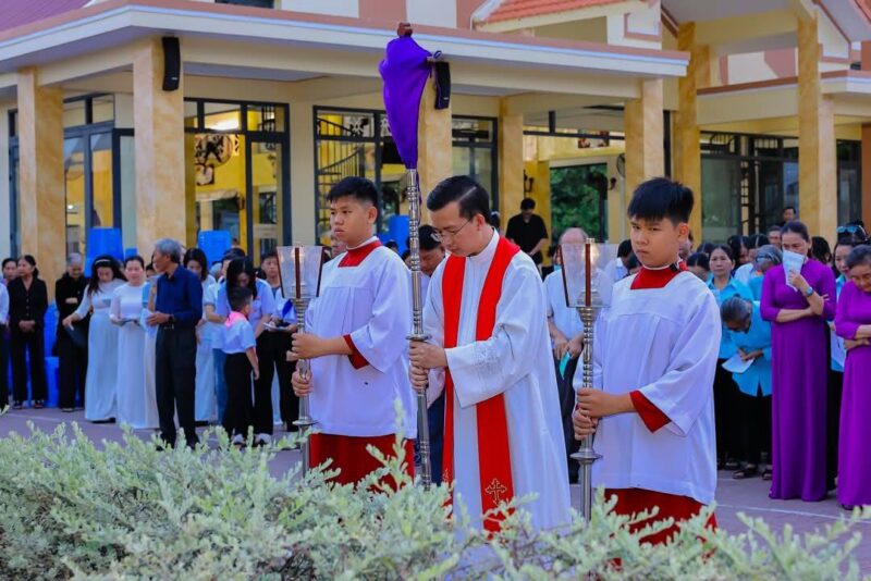 fb-422222558355253_1100094962160969