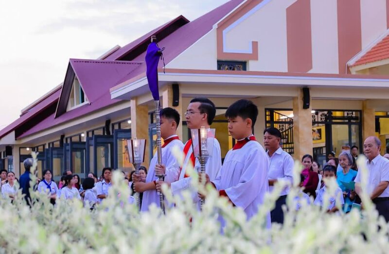 fb-422222558355253_1100094962160969