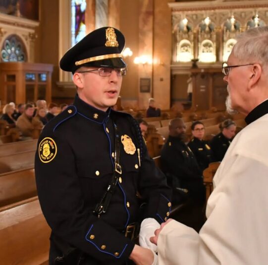 fb-355703527834405_1129389972565140