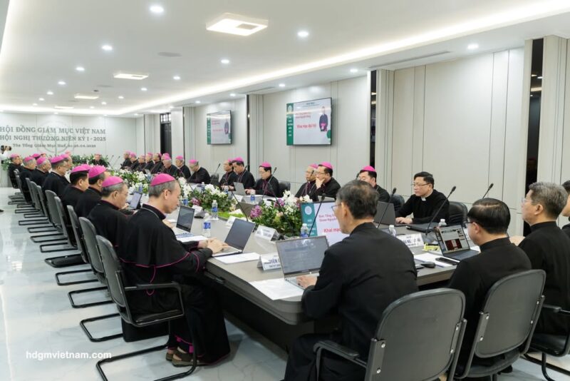 fb-356526171666570_984821120307082