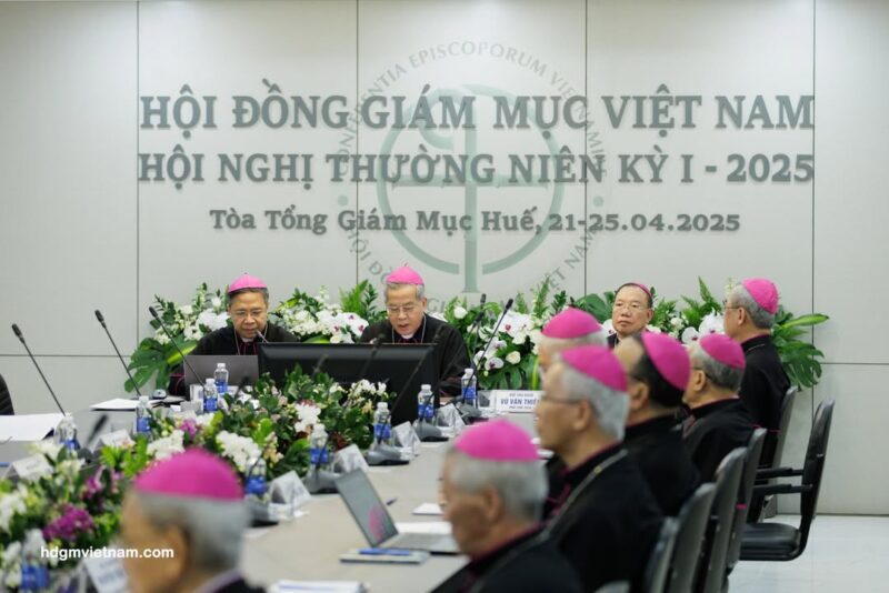 fb-356526171666570_984821120307082