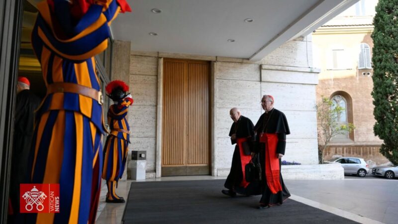 fb-356526171666570_984601993662328