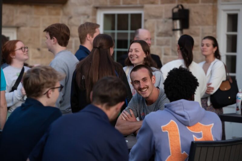 fb-149608895080801_1144019611098424