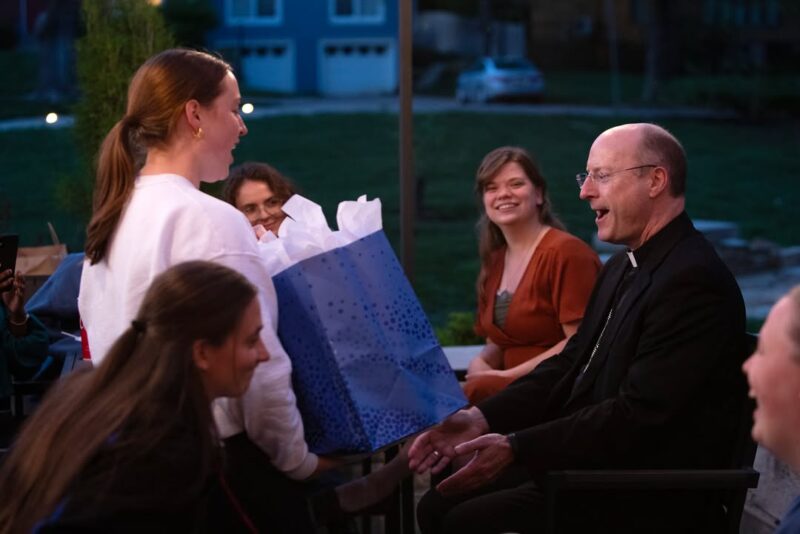 fb-149608895080801_1144019611098424