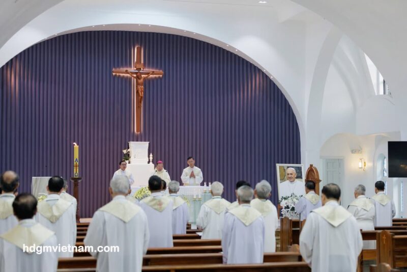 fb-356526171666570_985560006899860