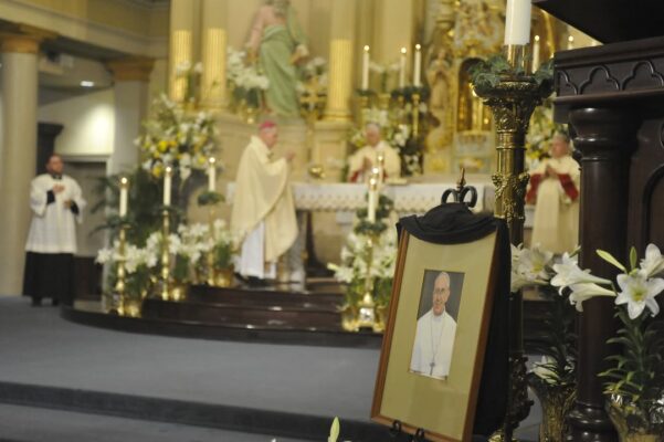 fb-102184176501775_1071995018308317