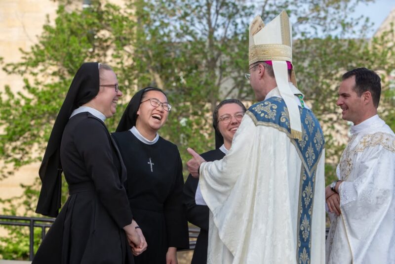 fb-149608895080801_1146599767507075