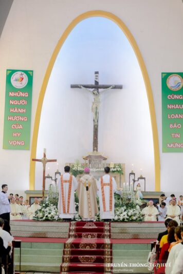 fb-356526171666570_987951466660714