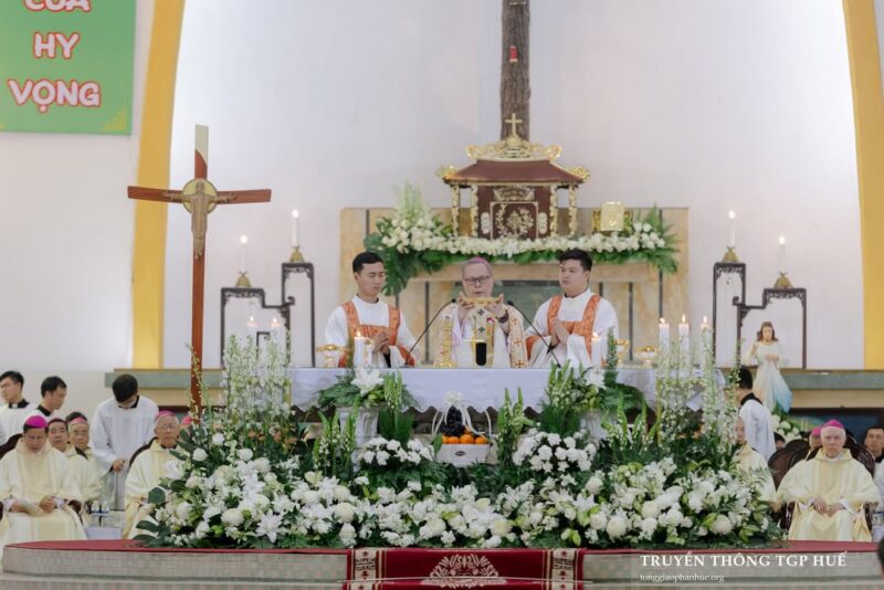 fb-356526171666570_987951466660714