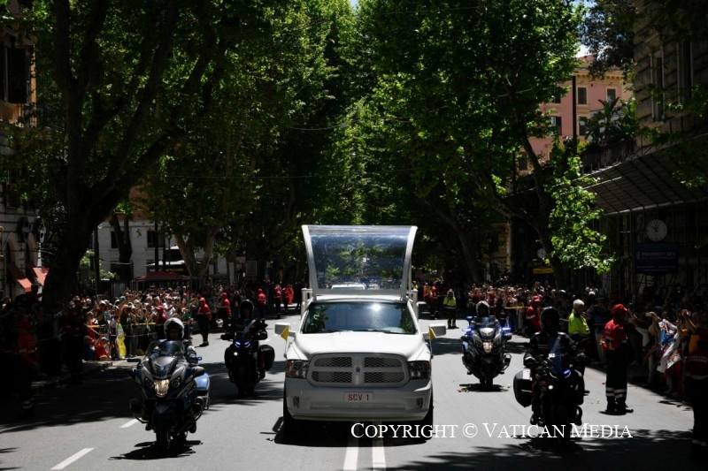 fb-356526171666570_987699560019238