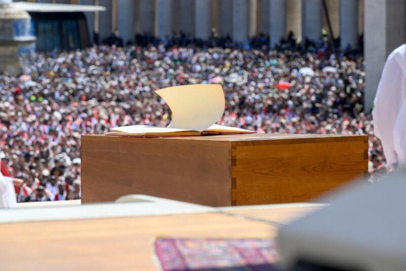 fb-356526171666570_987569290032265